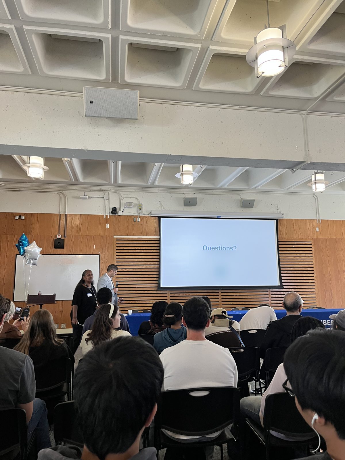 A full room for the talks